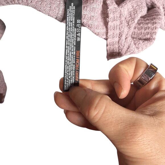 Out From Under UO mauve waffle knit thermal xs long sleeve top - Picture 4 of 9